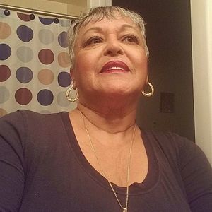 Meet your Posher, Antonia